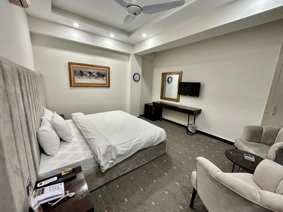 Mudan Hotel And Suite Islamabad Exteriör bild