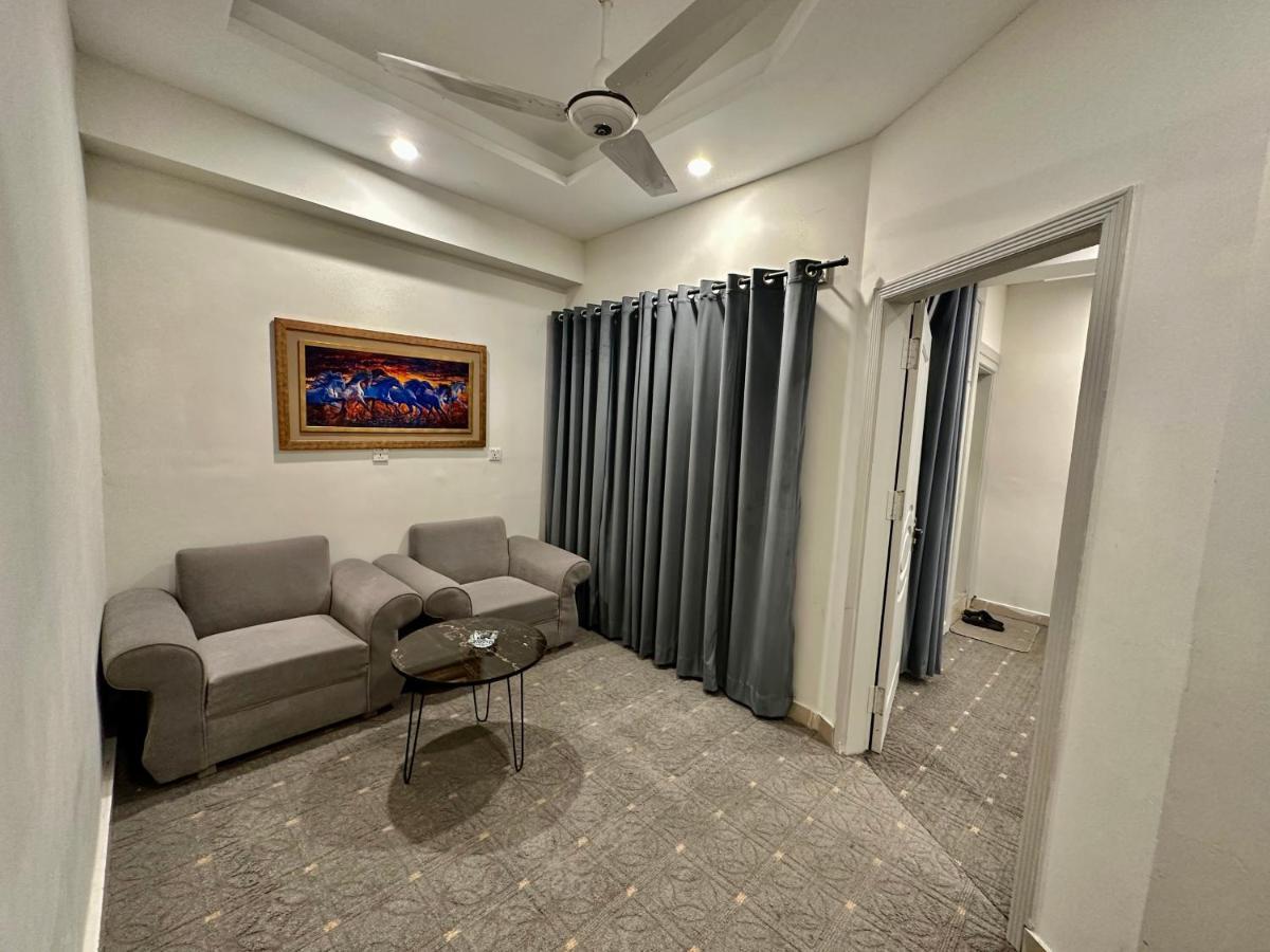 Mudan Hotel And Suite Islamabad Exteriör bild