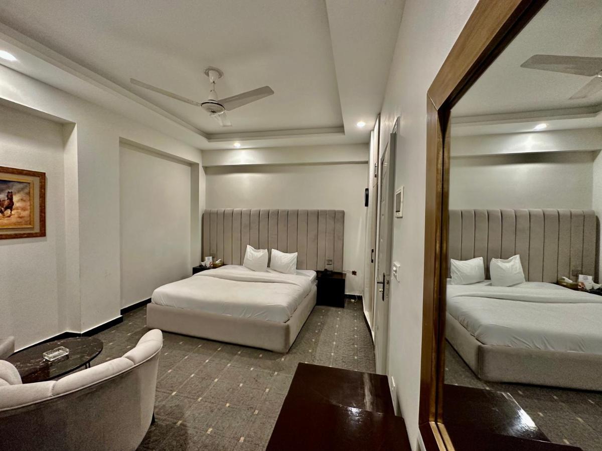 Mudan Hotel And Suite Islamabad Exteriör bild