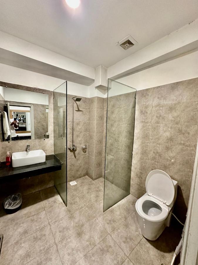 Mudan Hotel And Suite Islamabad Exteriör bild